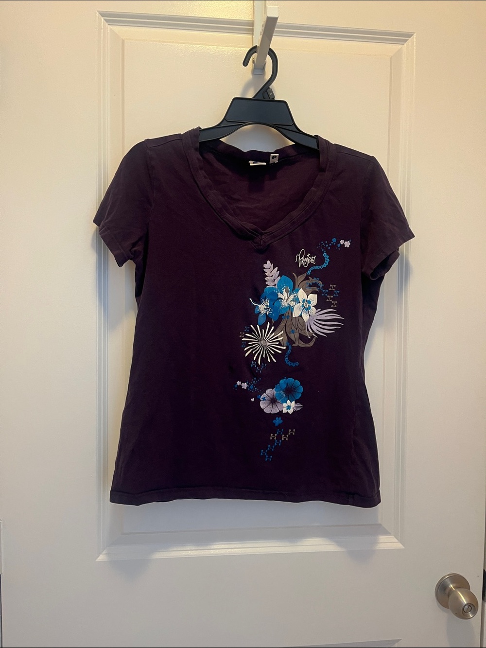 Purple V-Neck Floral Graphic Short Sleeve Tee